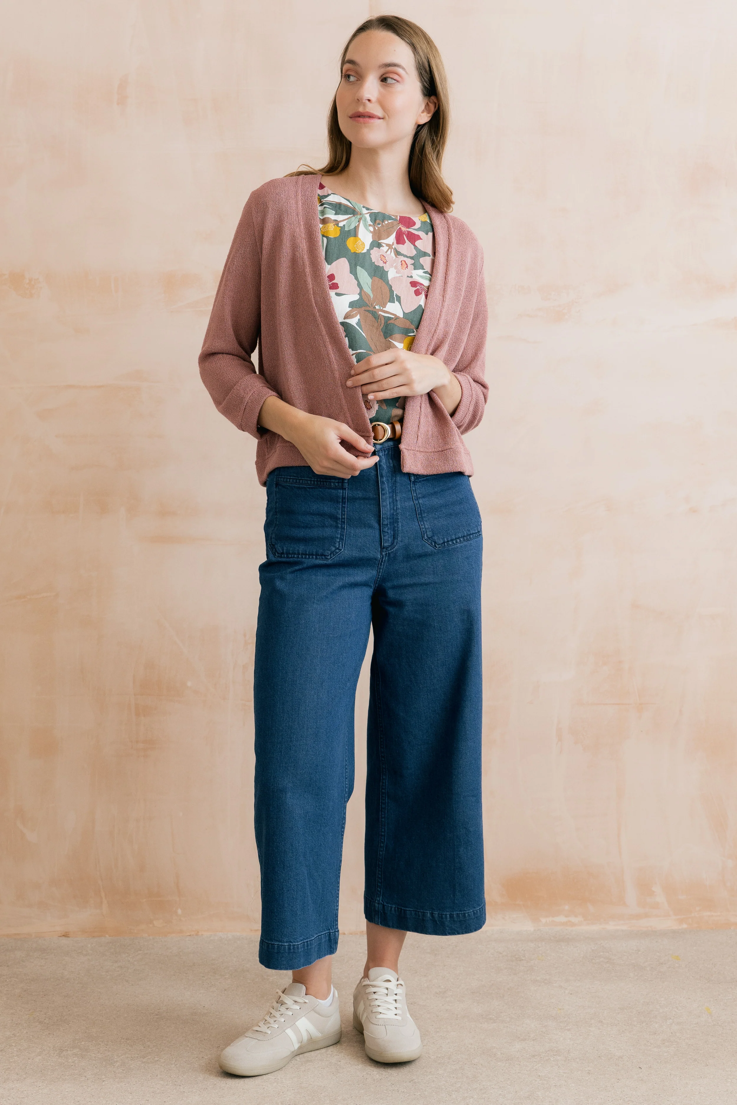 Shore Light Knit Cropped Cardigan Soft Pink - Image 5