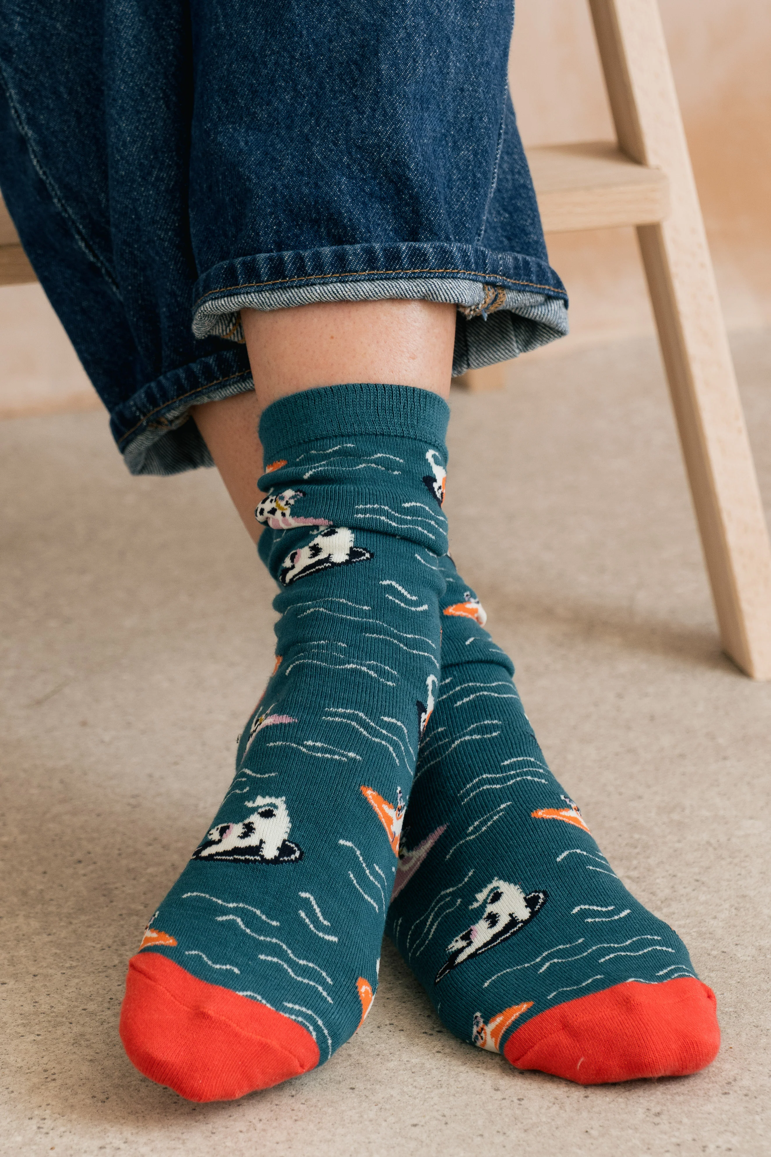 Surfer Dog Bamboo Ankle Socks - Image 5