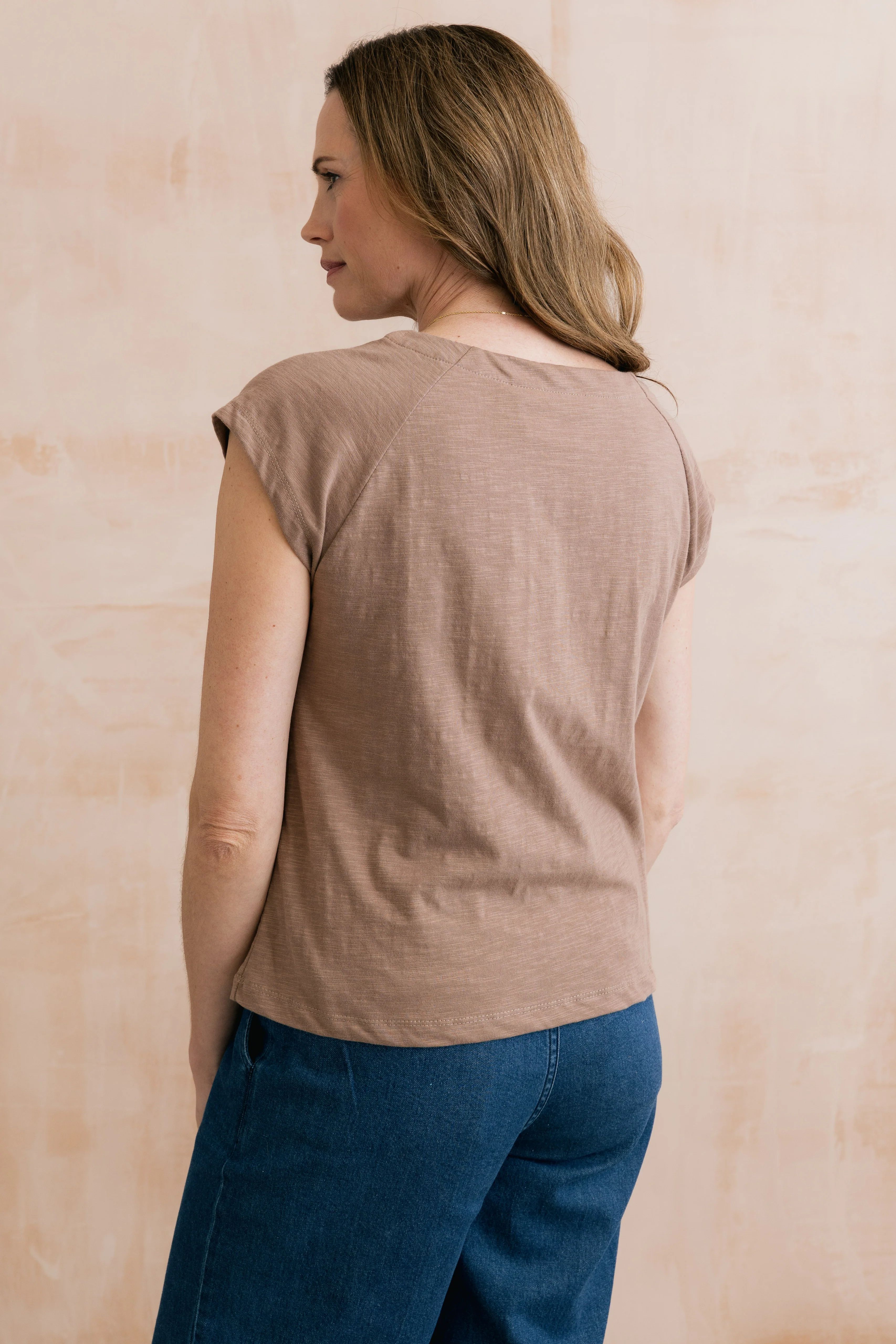 Tidal Organic Cotton T-Shirt Mocha - Image 7