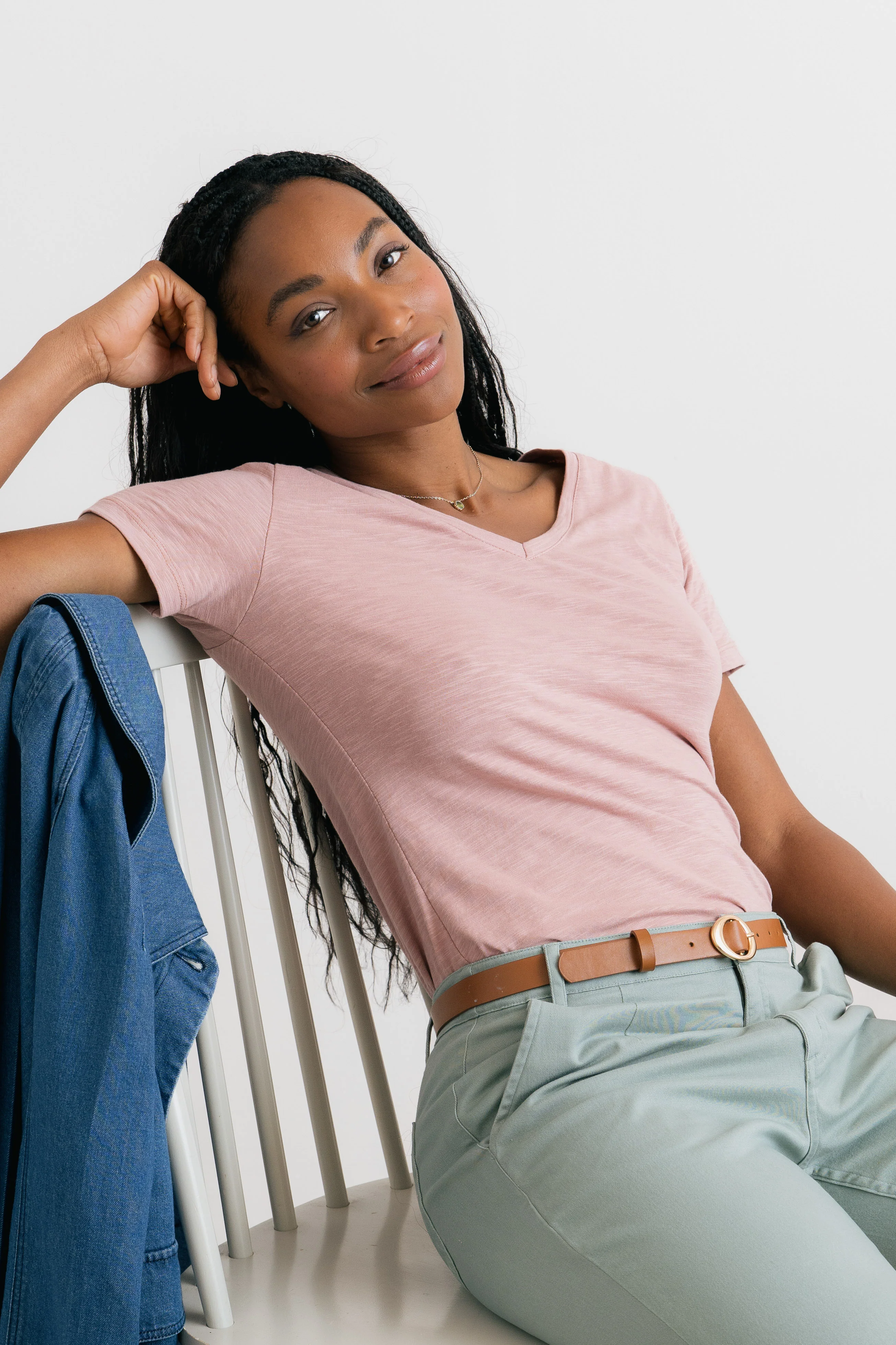 Victoria Organic Cotton V-Neck T-Shirt Soft Pink - Image 5