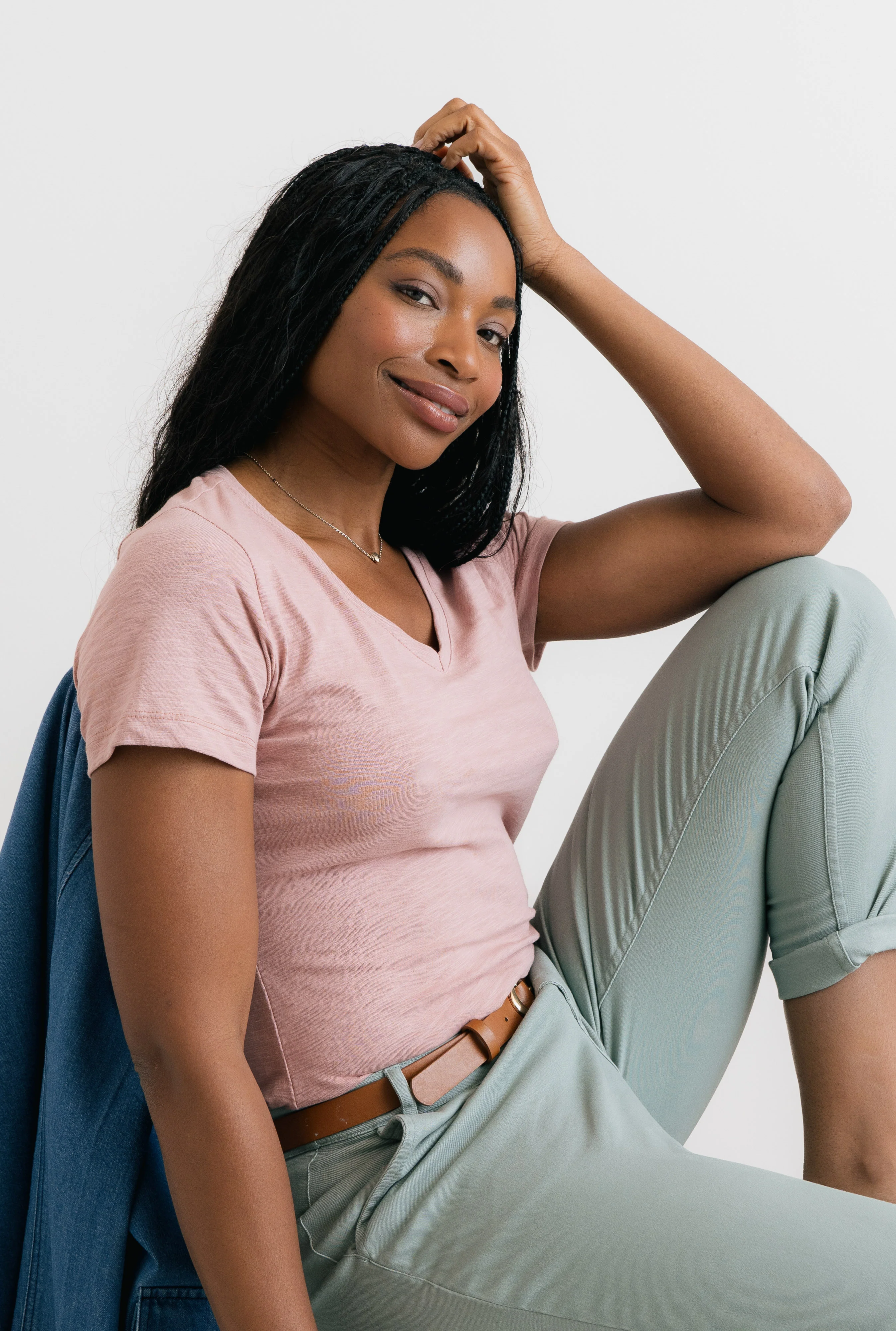 Victoria Organic Cotton V-Neck T-Shirt Soft Pink - Image 7