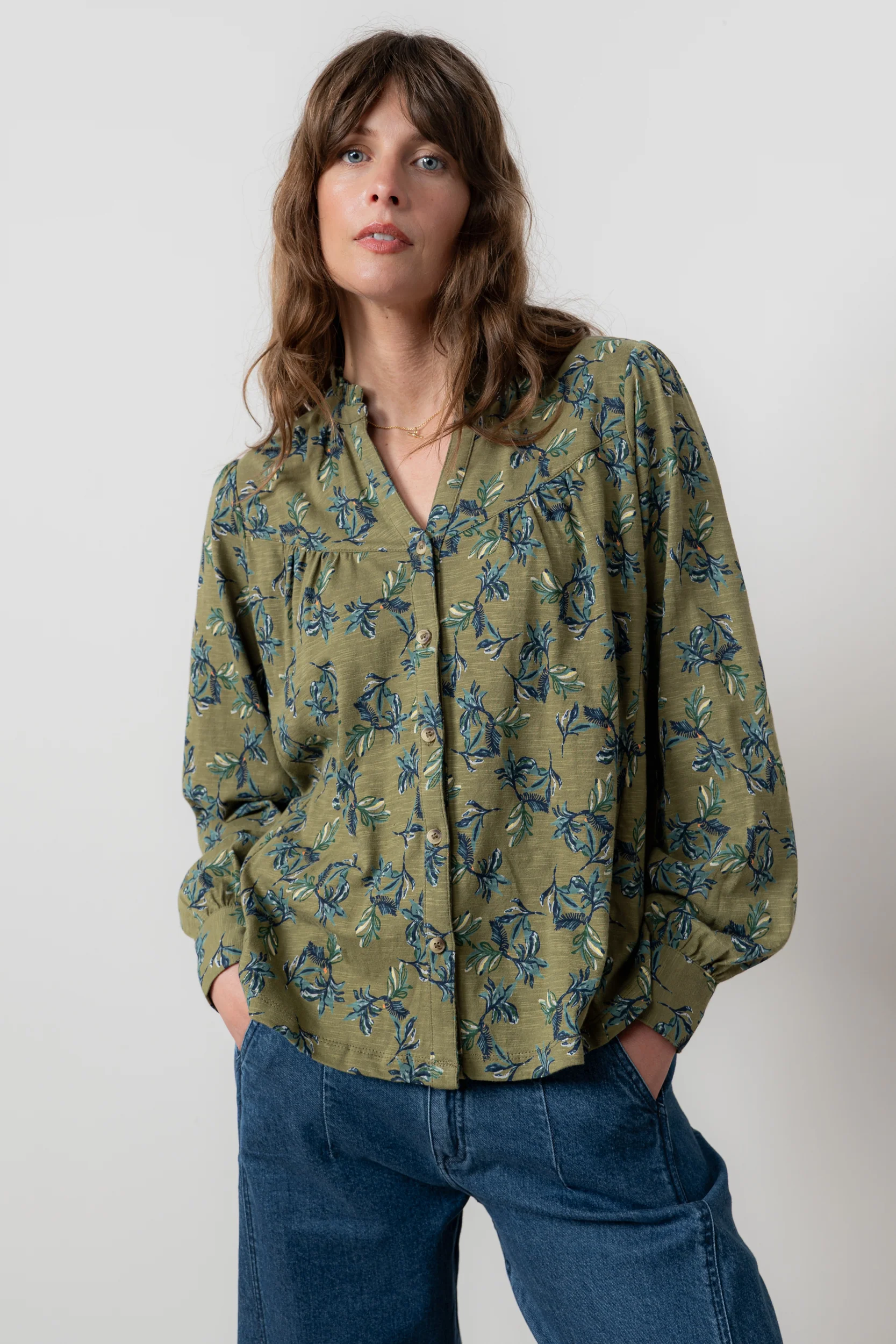 Wayfaring Printed Organic Cotton Jersey Blouse Green - Image 2