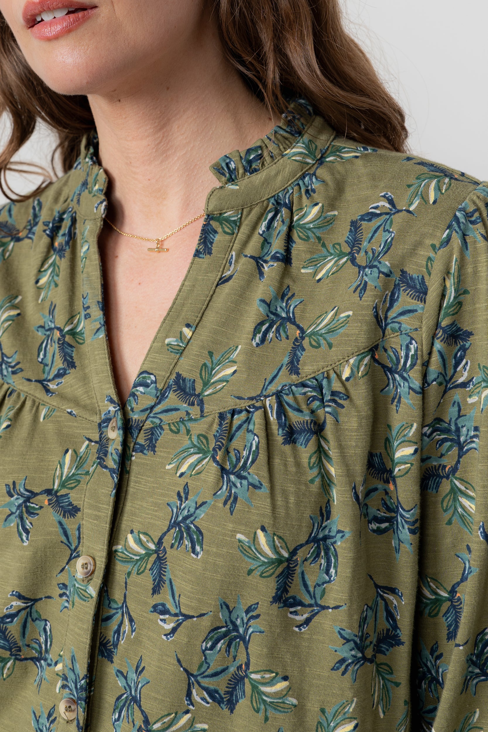 Wayfaring Printed Organic Cotton Jersey Blouse Green - Image 3