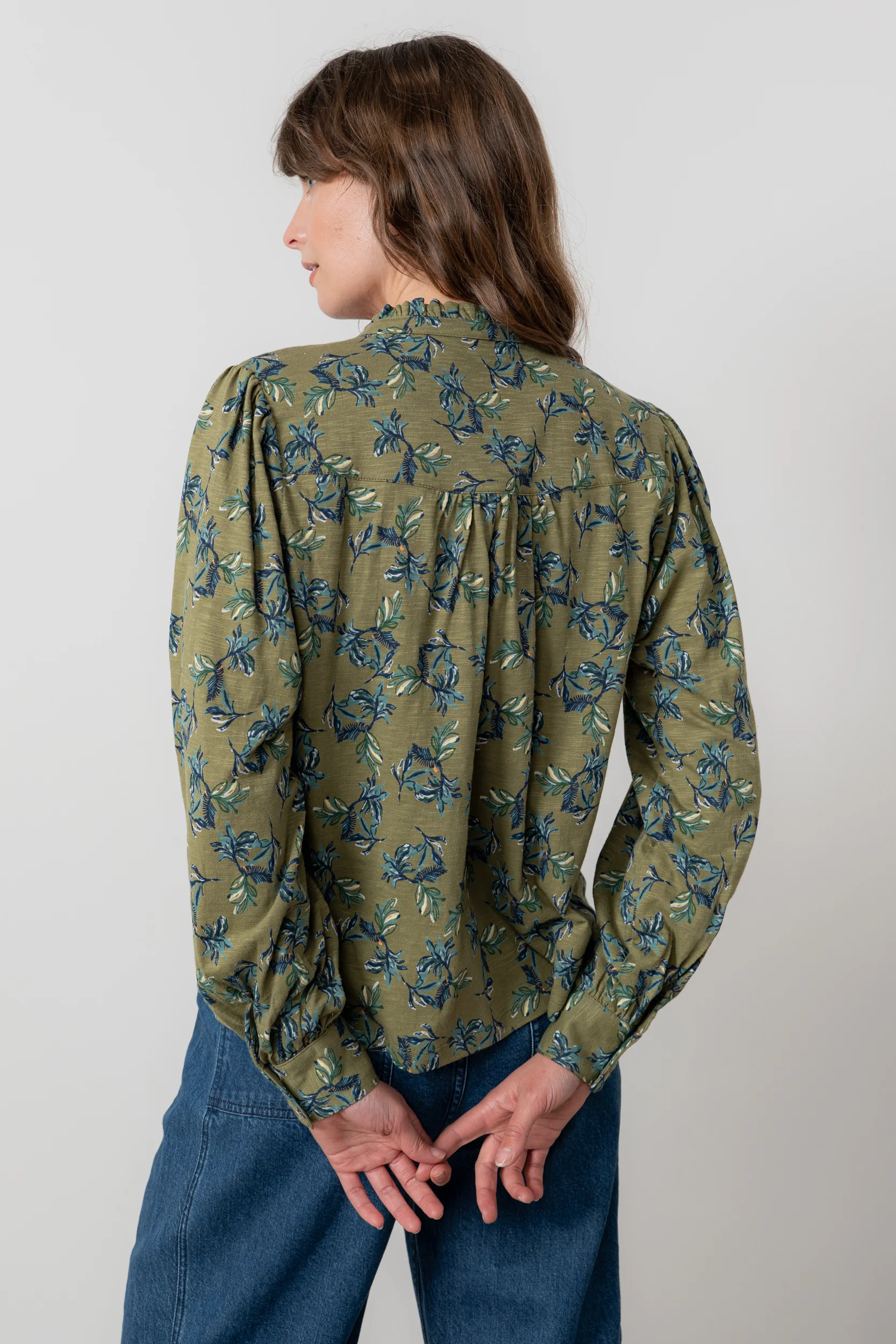 Wayfaring Printed Organic Cotton Jersey Blouse Green - Image 4