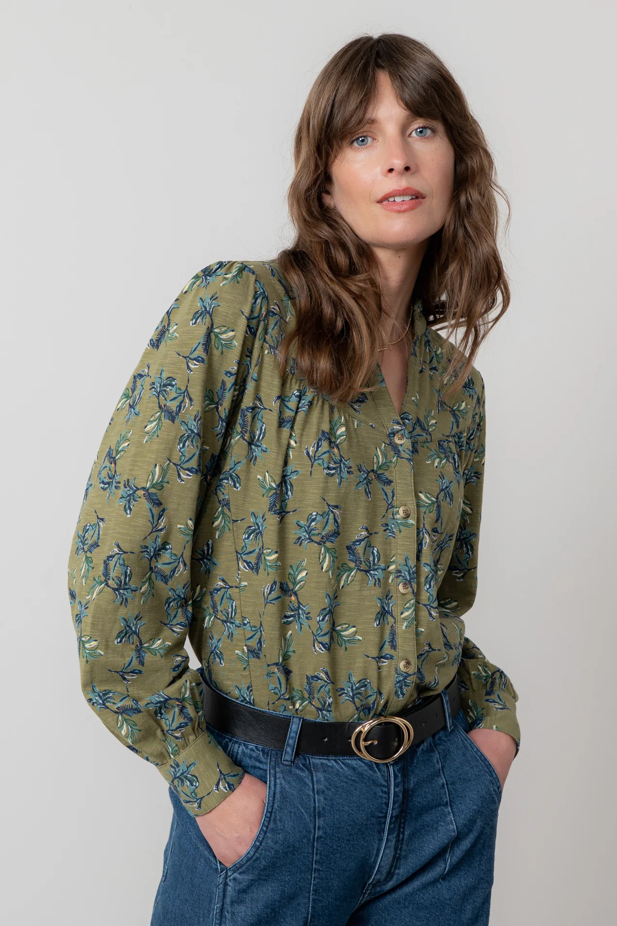 Wayfaring Printed Organic Cotton Jersey Blouse Green - Image 5