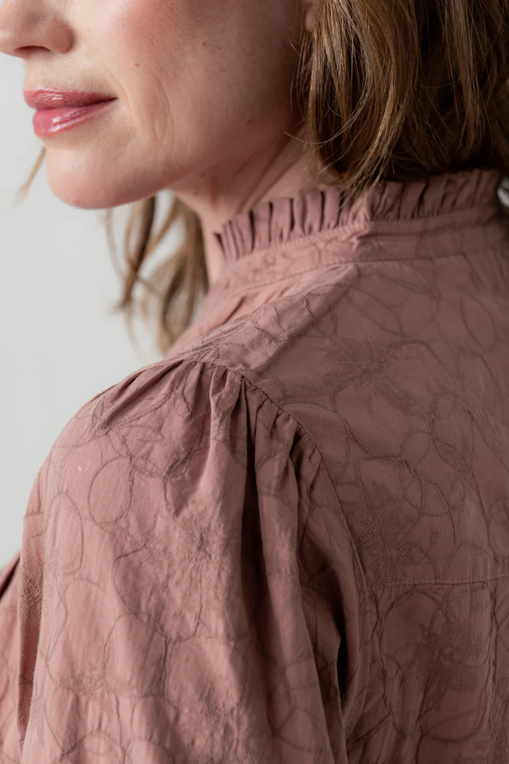 Wayfaring Textured Jacquard Blouse Antique Rose - Image 5