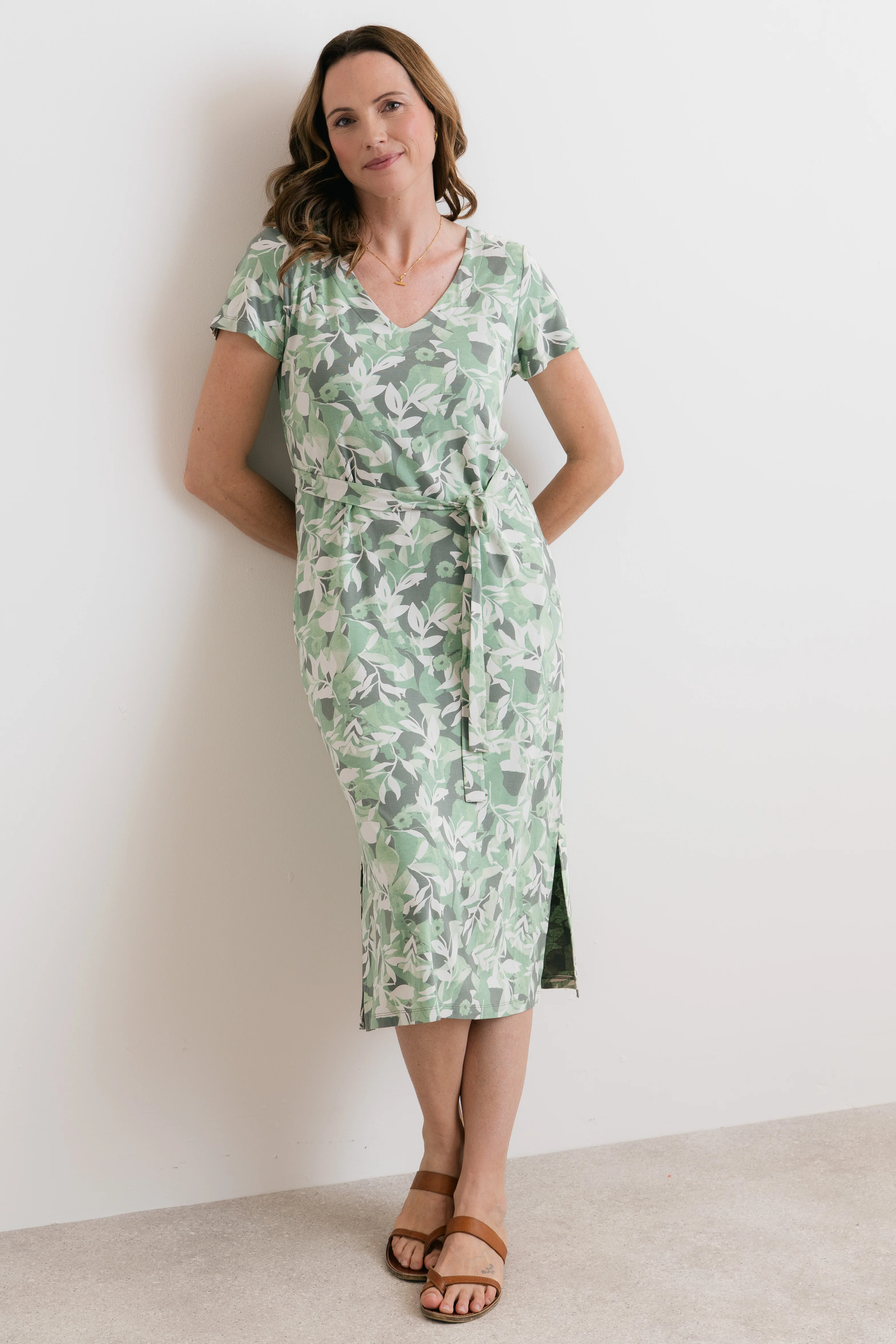 Weekend Jersey Printed T-Shirt Midi Dress Green - Image 5