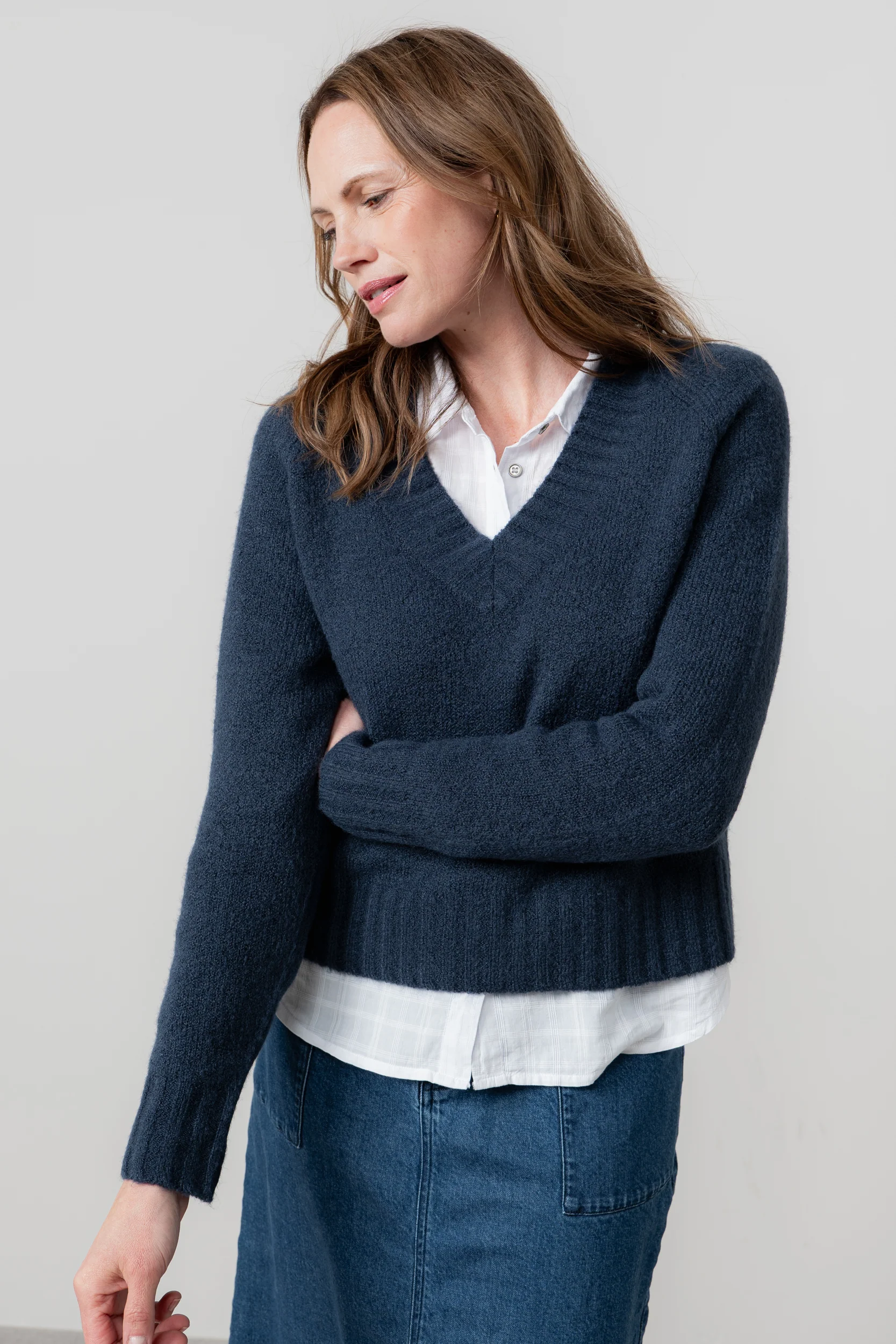 Woodchester V-Neck Boxy Knit Jumper Navy - Image 6